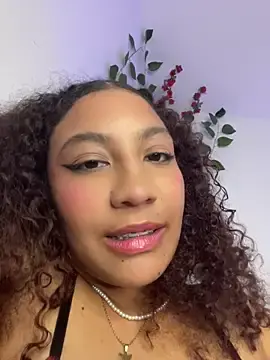 Daphnne_Curly  live sex cam