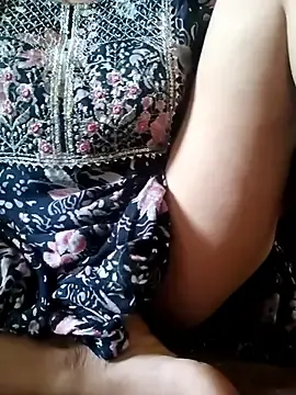 Desi-nisha01  live sex cam