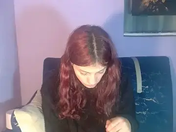 Emma-Wilson  live sex cam