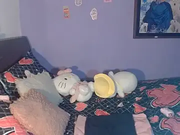 Emma-Wilson  live sex cam