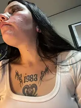 IM_Sofiiaa  live sex cam