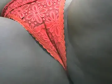 LadyDee30  live sex cam