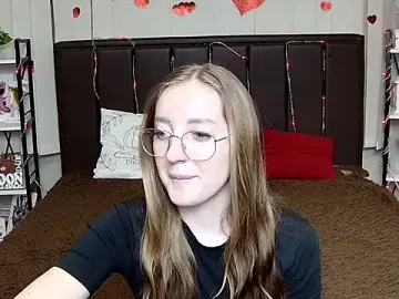 AnnaMills  live sex cam