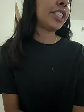 BabyPeach01  live sex cam