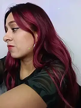 Emiily_Bills  live sex cam