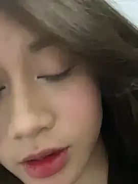 Kunsexy18  live sex cam