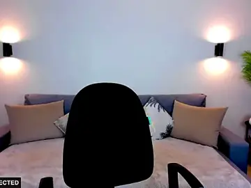 TheWoman__  live sex cam