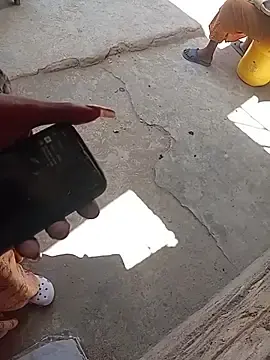 Tro_uble  live sex cam