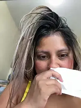 -Adrilux-  live sex cam
