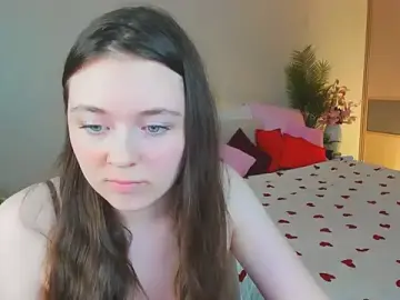 AlluringLookk  live sex cam