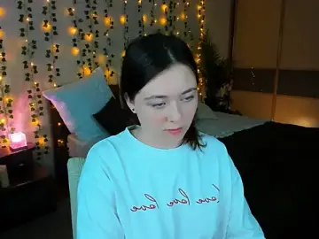 AlluringLookk  live sex cam