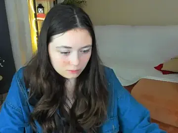 AlluringLookk  live sex cam