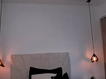 Hanna_Lee__  live sex cam