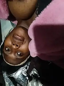 Mickieym  live sex cam