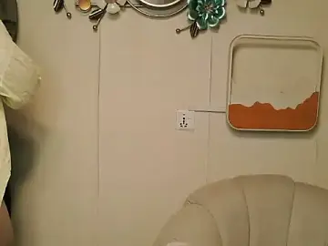 Hooney_bee  live sex cam