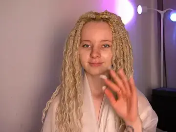 Quake_123  live sex cam
