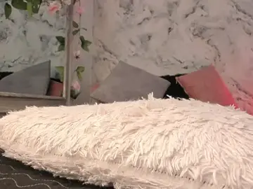 Bella_desi_  live sex cam