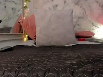Bella_desi_  live sex cam