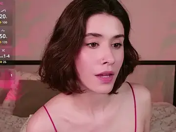 HannahHenn  live sex cam