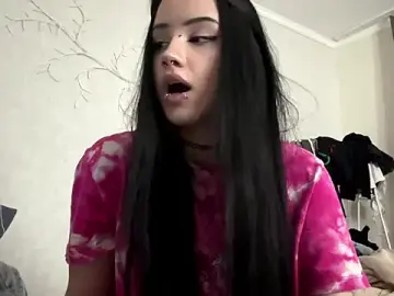 LouisePavlides  live sex cam