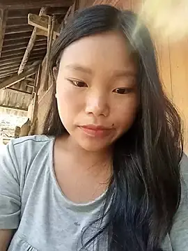 Nhinhi_su  live sex cam