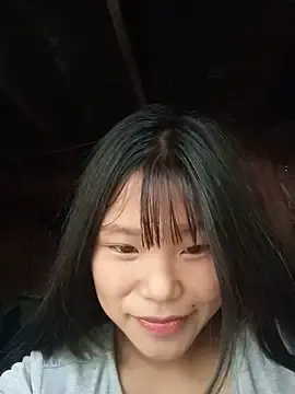 Nhinhi_su  live sex cam