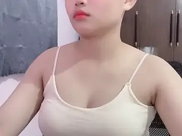 ThuPhuong858  live sex cam