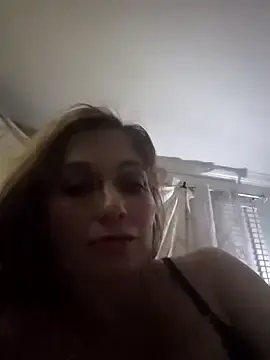 Leahluvxo  live sex cam