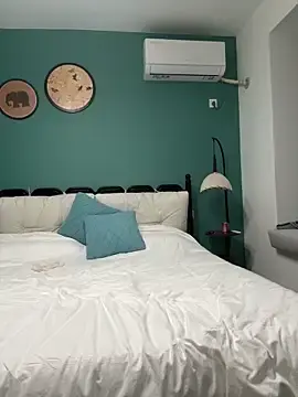 EIiauk2000-MM  live sex cam