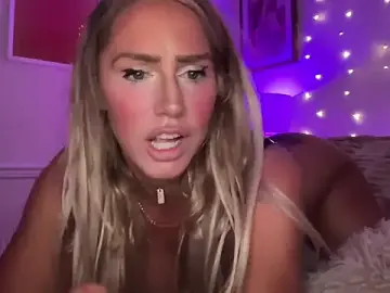 Fitnessbabe69  live sex cam