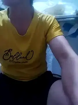Jadi_M  live sex cam