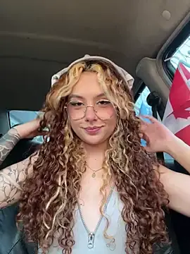 Joyce-fire  live sex cam
