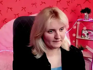 KathyBriggs  live sex cam