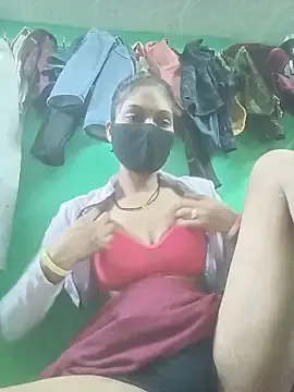 Laxmi9090  live sex cam