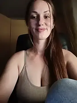 LunaCrystall  live sex cam