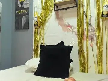 Sarahi_rose  live sex cam