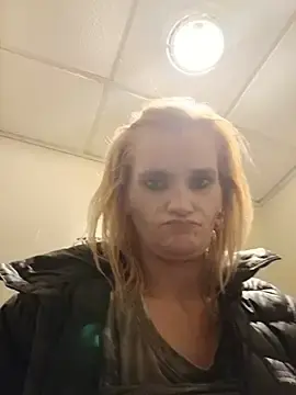 Sexyvirgo93  live sex cam