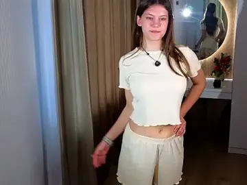 TonitaWatne  live sex cam