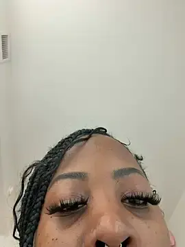 TrinitiLoveee  live sex cam