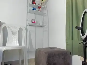 Sophie_naugthy  live sex cam
