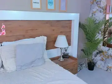 EmaBakker  live sex cam