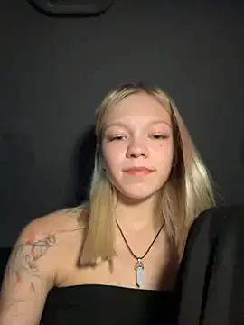 Foxy_Blondie  live sex cam