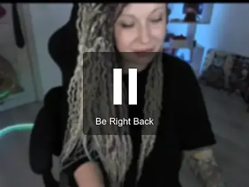 HoneySallyMoore  live sex cam