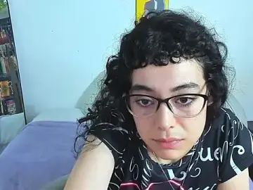 Iris_BonD  live sex cam