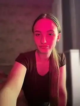 MalinkaJoy  live sex cam