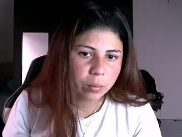 Sarawildxxx  live sex cam