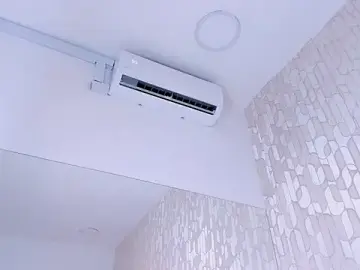 Alanismorgan  live sex cam