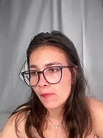 Aurora_divine  live sex cam