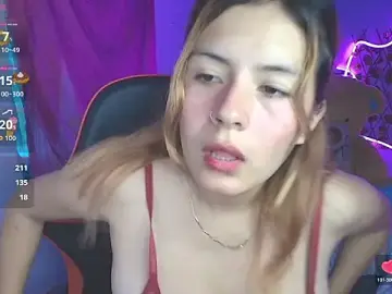 Crystal_green  live sex cam