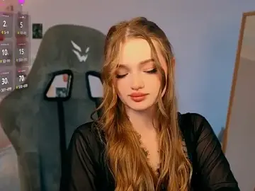 Yourflowerqueen  live sex cam